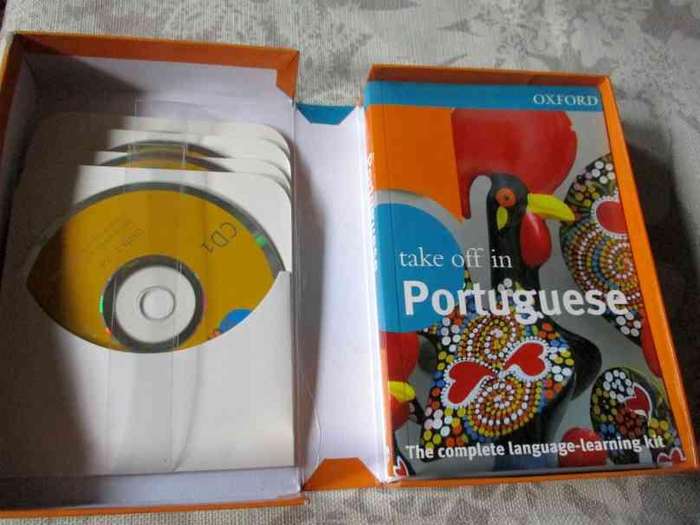TAKE OFF IN PORTUGESE - THE COMPLETE LANGUAGE-LEARNING KIT - OXFORD ( book & 4 CD's )