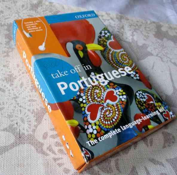 TAKE OFF IN PORTUGESE - THE COMPLETE LANGUAGE-LEARNING KIT - OXFORD ( book & 4 CD's )