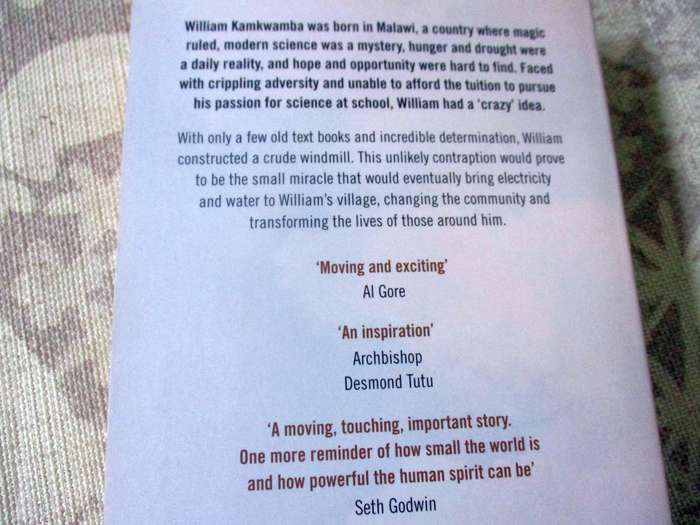 THE BOY WHO HARNESSED THE WIND - WILLIAM KAMKWAMBA AND BRYAN MEALER