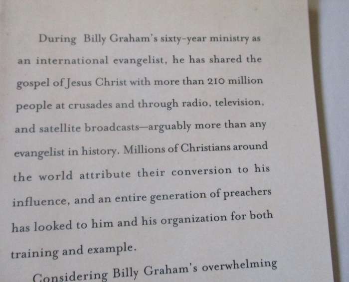 THE CANVAS CATHEDRAL - BILLY GRAHAM'S MINISTRY SEEN THROUGH THE HISTORY OF EVANGELISM - LEWIS A DR..