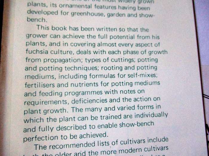 GROWING FUCHSIAS - K JENNINGS & V MILLER
