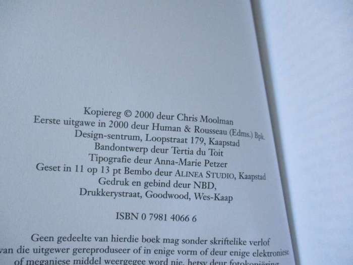 KOMPLOT - N' SPANNINGSROMAN - CHRIS MOOLMAN