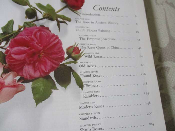 THE QUEST FOR THE ROSE - THE MOST HIGHLY ILLUSTRATED, HISTORICAL GUIDE TO ROSES - ROGER PHILLIPS