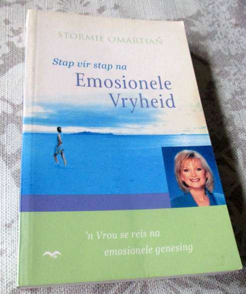 STAP VIR STAP N EMOSIONELE VRYHEID - N' VROU SE REIS NA EMOSIONELE GENESING - STORMIE OMARTIAN