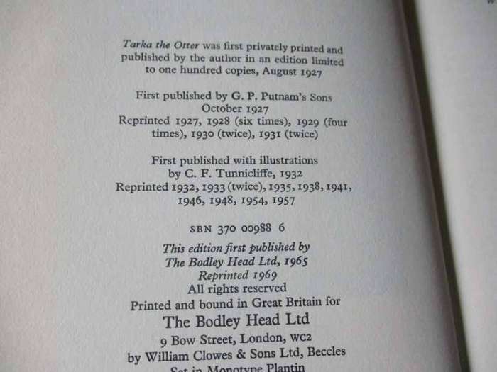 TARKA THE OTTER - HENRY WILLIAMSON