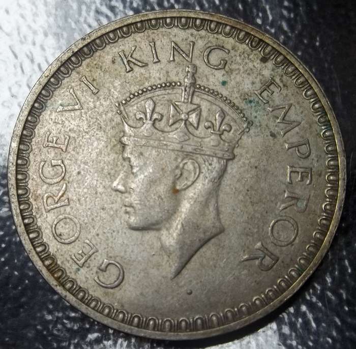 British India 1 Rupee 1943