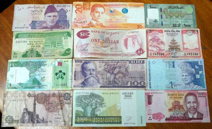Lot of 12 International bank notes