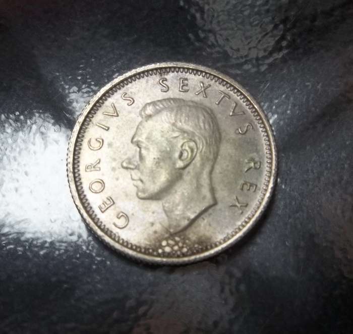 Union Sixpence 1952 - aUNC condition