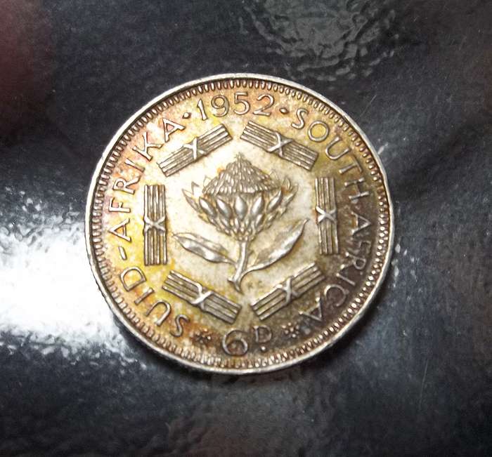 Union Sixpence 1952 - aUNC condition