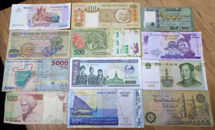 Lot of 12 International bank notes
