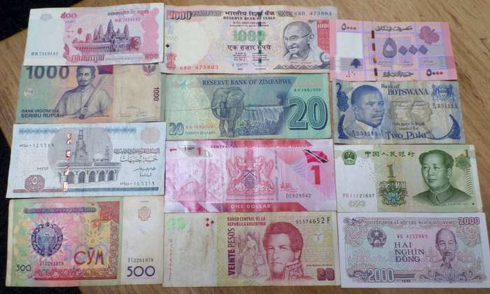 Lot of 12 International bank notes