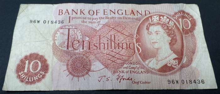 UK 10 Shillings late 1960's