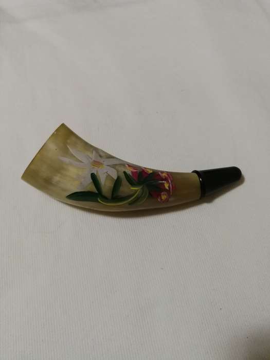 Switzerland Experience (Horn loud), Handpainted- Vintage