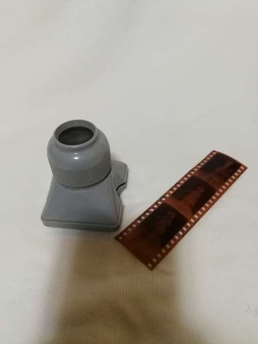 Portable Slide/ Negative viewer CENEI GDR. Made in Germany