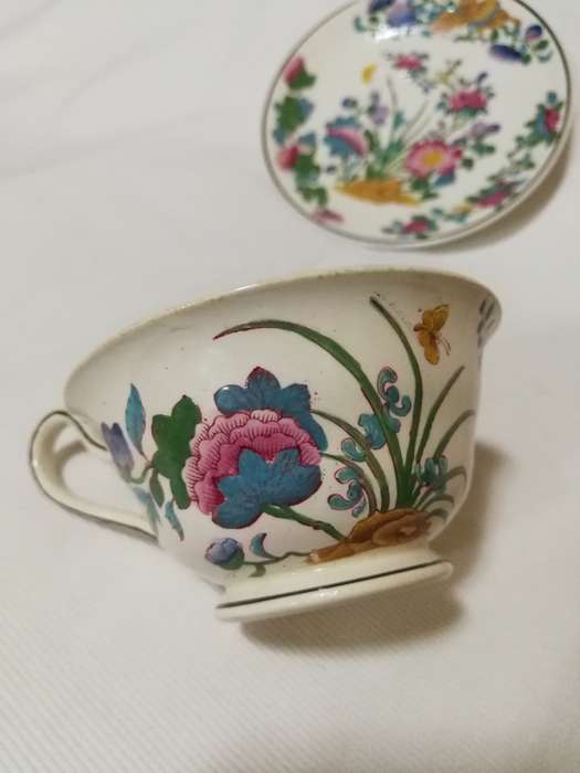Wedgwood Etruria Tea/Coffee Cup. England Peony Shaped Early 1900s