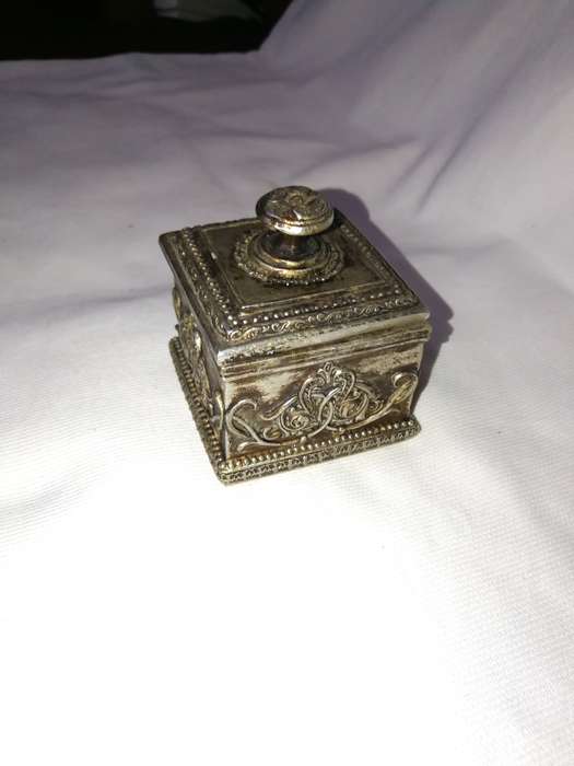 Vintage Jewellery/ Trinket Box