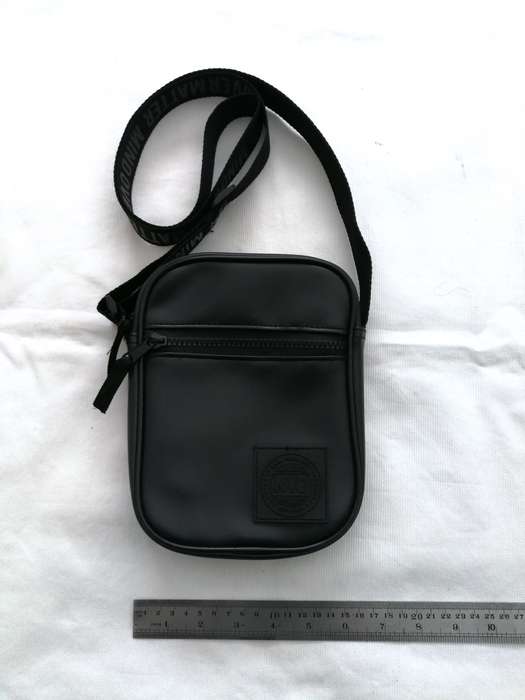 Mens Sling Bag, Double Compartment. Mr Price "NEW YORK CITY"