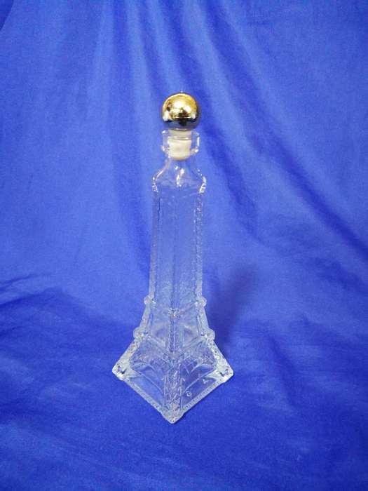 Eiffel Tower small bottle