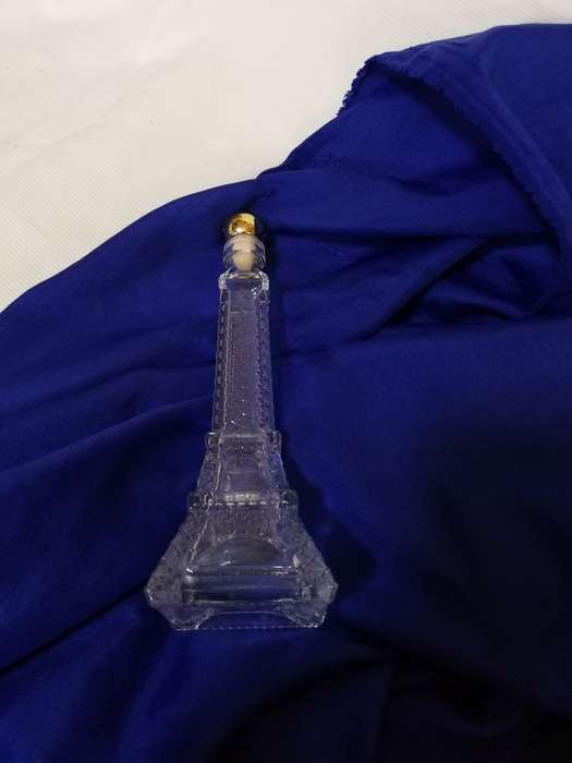 Eiffel Tower small bottle