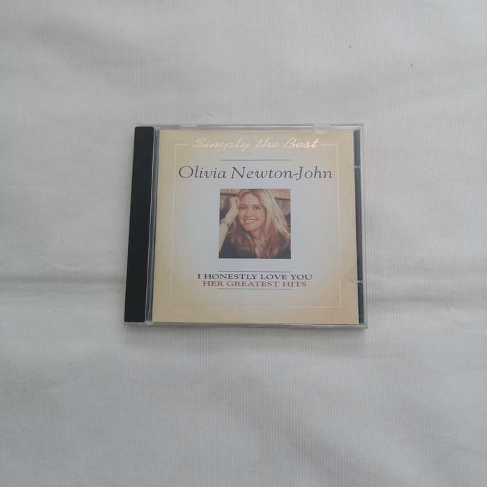 Olivia Newton John CD - Simply the Best: Her Greatest Hits- Vintage