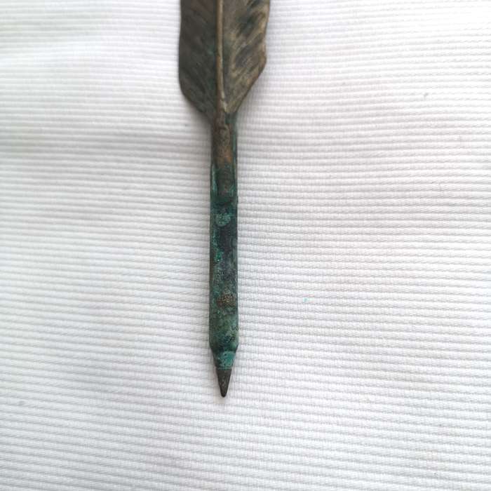 Antique Bronze stylus with bronze feather