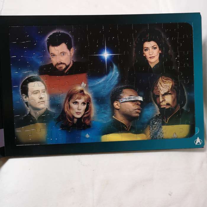 Star Trek Next Generation Jigsaw Puzzle Book (Board Book, 2004)