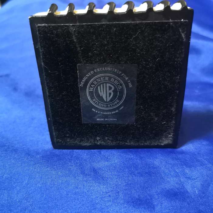 Vintage 1997 Warner Bros Tweety Bird Collectible Pen Holder