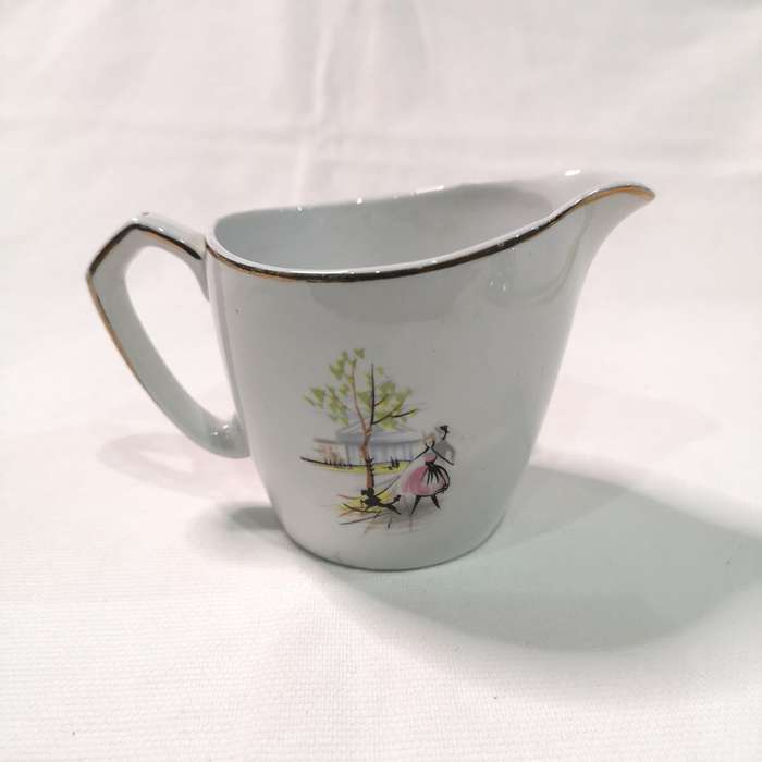 VINTAGE 1950'S MEAKIN PARIS French Poodle Cafe. Jug Glo White Ironstone