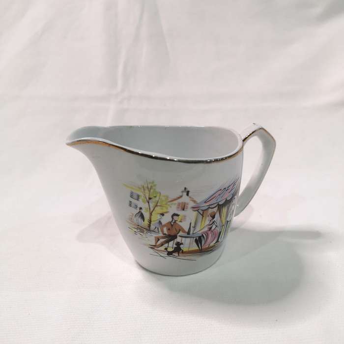 VINTAGE 1950'S MEAKIN PARIS French Poodle Cafe. Jug Glo White Ironstone