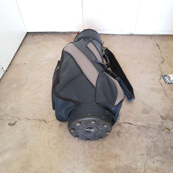 Golf Bag ISEMANN Leather with Durban Country Club Branding- Vintage