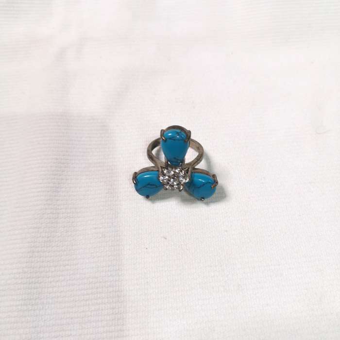 Vintage Turquoise Ring with Centre cluster Zirconia- Sterling Silver 925