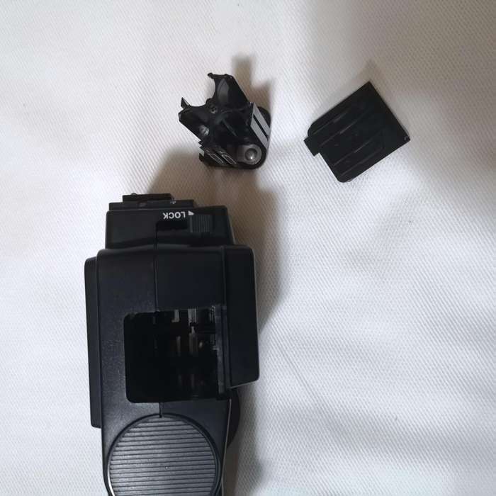 Canon 199A Speedlite Auto TTL Flash- Vintage- Japan