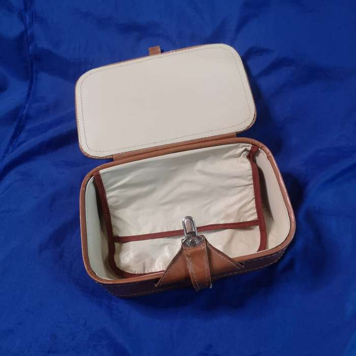 Vintage Travel Toiletries Box