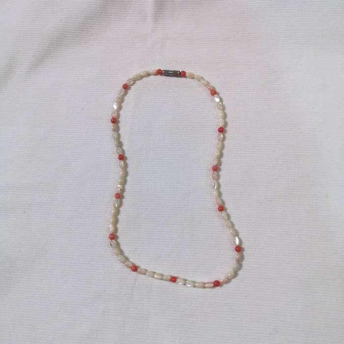 Vintage White Mother of Pearl Beads & Coral Necklace