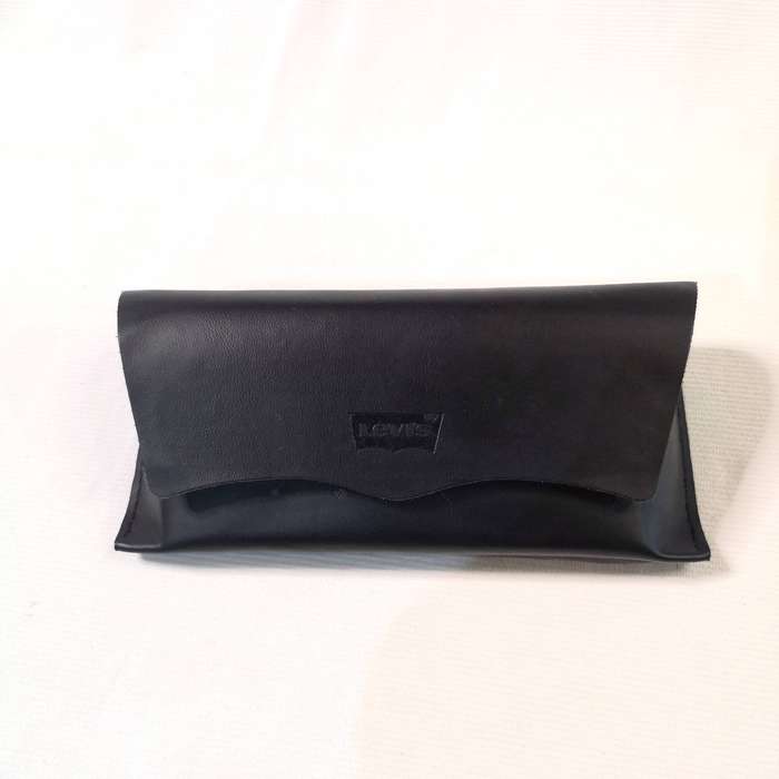 Levi's Black Faux Leather Glasses/ Sunglasses Soft Case 16.5cm with cloth
