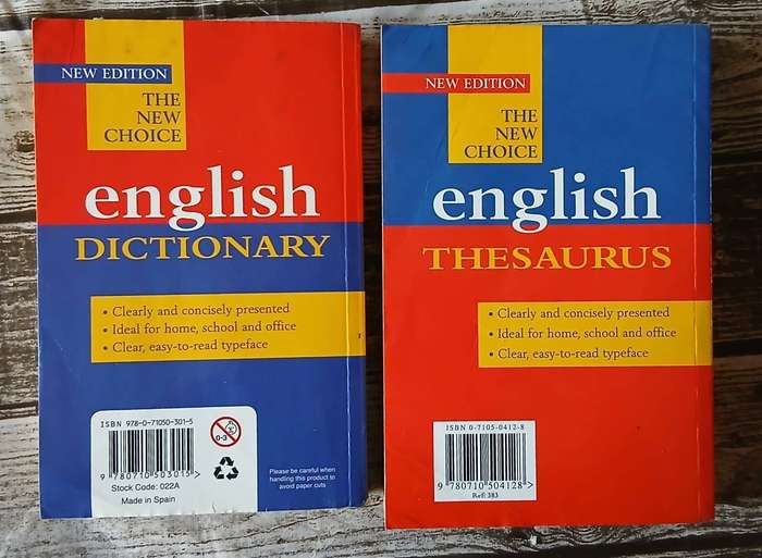 2 books - English Dictionary / English Thesaurus ~ THE NEW CHOICE