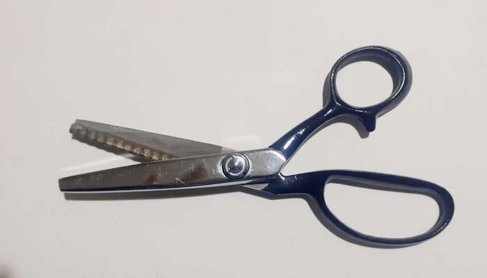 NIKKEN Pinking Shears