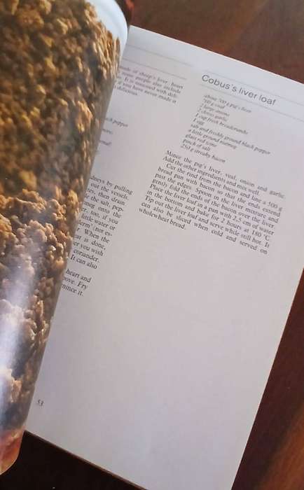 Woman's Value Book of Traditional South African Cooking ~ Dine van Zyl