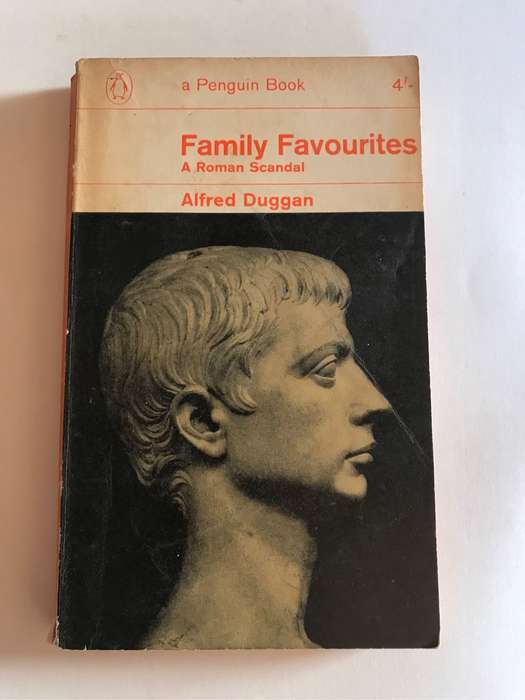 Family Favourites by Alfred Duggan