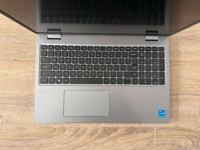 Dell Latitude 5520 , intel Core i5vPro - 1135CPU, 11th Generation