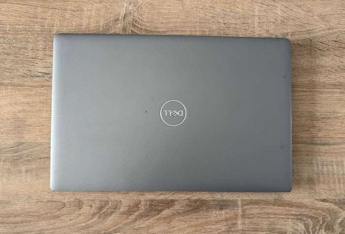 Dell Latitude 5520 , intel Core i5vPro - 1135CPU, 11th Generation