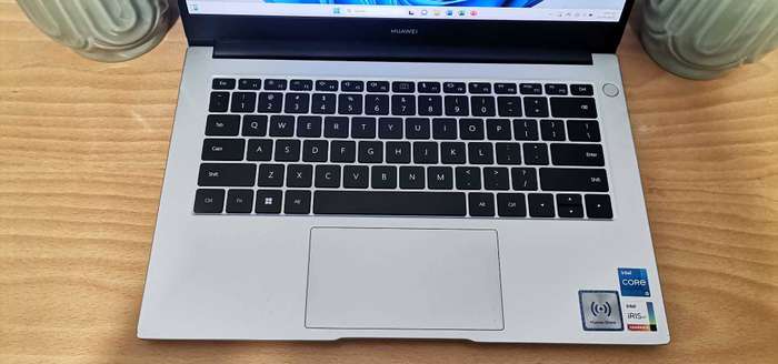 Huawei Matebook_11th gen i5_512GB SSD_1920x1080_10 Hour Battery