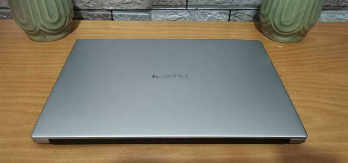 Huawei Matebook_11th gen i5_512GB SSD_1920x1080_10 Hour Battery
