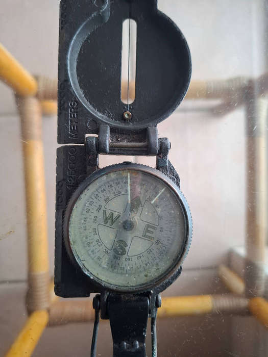 Military compass
