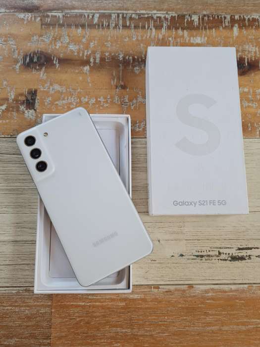 Samsung Galaxy S21 FE 5G 128GB White