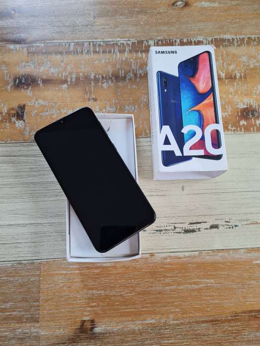 Samsung Galaxy A20 32GB Deep Blue