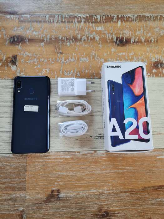 Samsung Galaxy A20 32GB Deep Blue