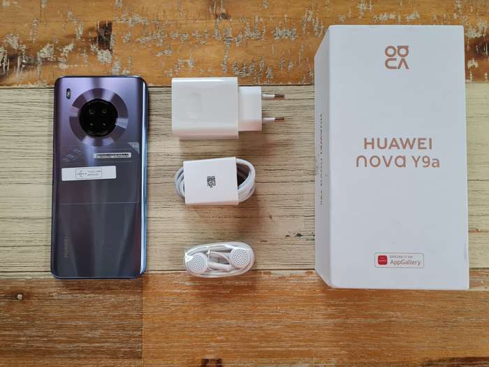 Huawei Nova Y9a 128GB Space Silver