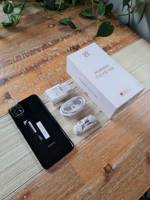 Huawei Nova Y60 64GB Midnight Black