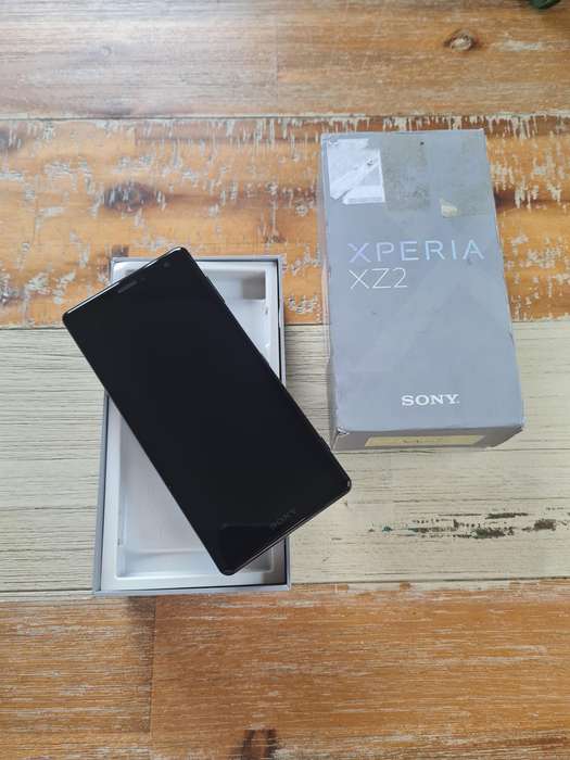 Sony Xperia XZ2 64GB Liquid Black